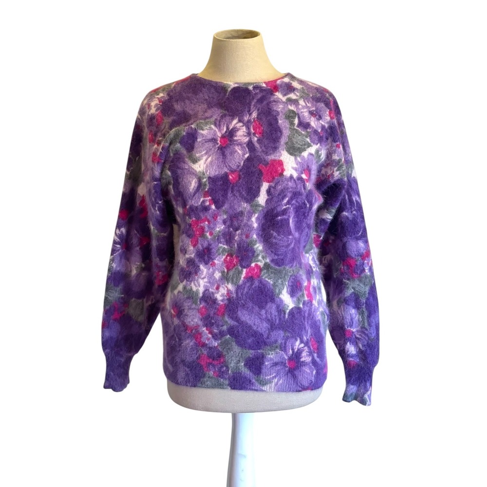 Vintage Floral Crew Neck Sweater Womens Sz M Purple Wool Mohair Soft Oversized
